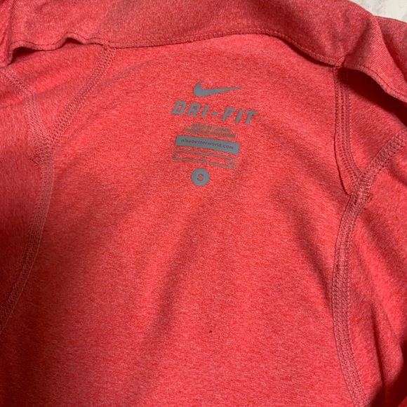 Nike dri fit scuba beach top - Picture 3 of 7